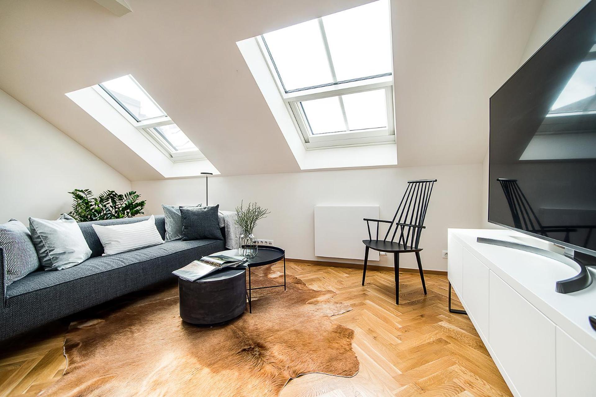 Large And Modern Apartment In The Heart Of Prag Exterior foto